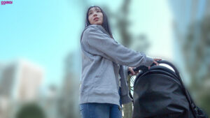 【素人】生活に困り自宅でメンズエステを始めた 近所のシングルマザーと中出しSEX さくらさん（28歳）│COSMOSPICTURES（ソフト・オン・デマンド）│1hawa00360