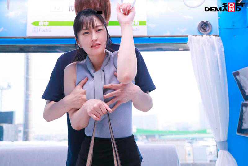 【素人】マジックミラー号 失禁電車がイク イヤイヤと拒んでも心とは裏腹にご無沙汰なカラダはエロテクに敏感反応！ヌルヌルにトロけたマ○コに生挿入！ノースリーブは隙だらけ！変質者に狙われやすい30代以上限定！│マジックミラー号│1sdmm00185