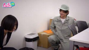 【素人】ニンゲン観察 清掃員は見た！！こっそり会議室でひとり遠隔バイブでオナニーするド変態OLはアクシデントチ●ポを夢見ていたに違いないのでお望み通り無理矢理ブチ込んであげました。│ムラっch│h_1534grmr00195