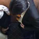 【素人】紳士服店の試着室でチ○ポ出して美人店員に裾上げ依頼│スターパラダイス│h_1664spz01169