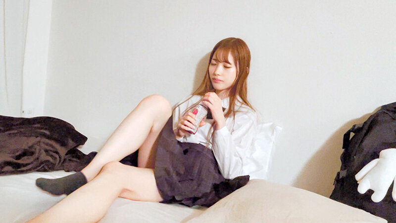 【素人】【裏垢制服素人】アイドル級にかわいい天使に生でハメて中出し。色白・潮吹き・デカ尻なんでもありの豪華内容。│----│h_1784fto00019