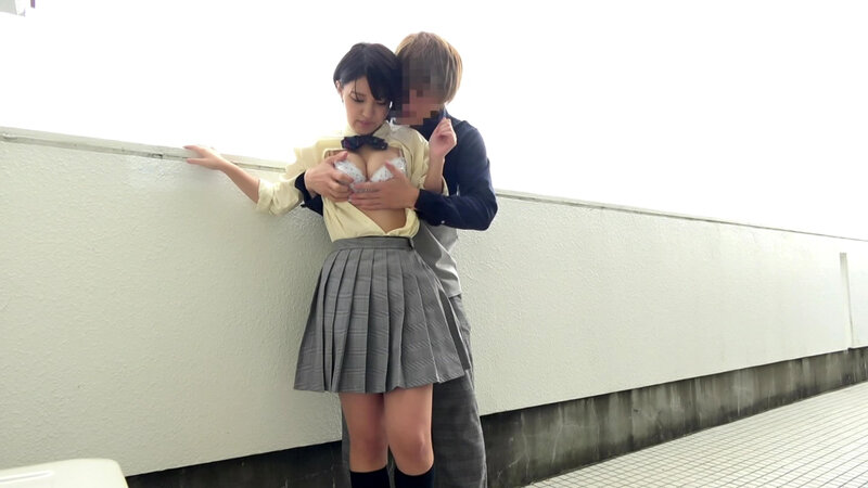 【素人】笑顔いっぱいのショートカットの女の子、外でも中でもどこでもエッチ│ティッシュシコレール│h_1825tssr01401