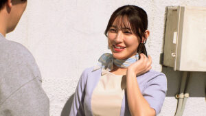 【素人】銀座の一流百貨店に勤務する清楚で品格漂う美容部員さんが童貞君とくちSEX！キス未経験の童貞男子に唇が素敵なキス好き女子がDキス、舌吸い、舌挿入、舌激ピストン！顔中よだれまみれで恍惚絶頂！下のお口も濡れ濡れになっておま●こでも生中童貞筆おろしSEX！！│脱ぐのは恥だがペニス立つ│nghj00022