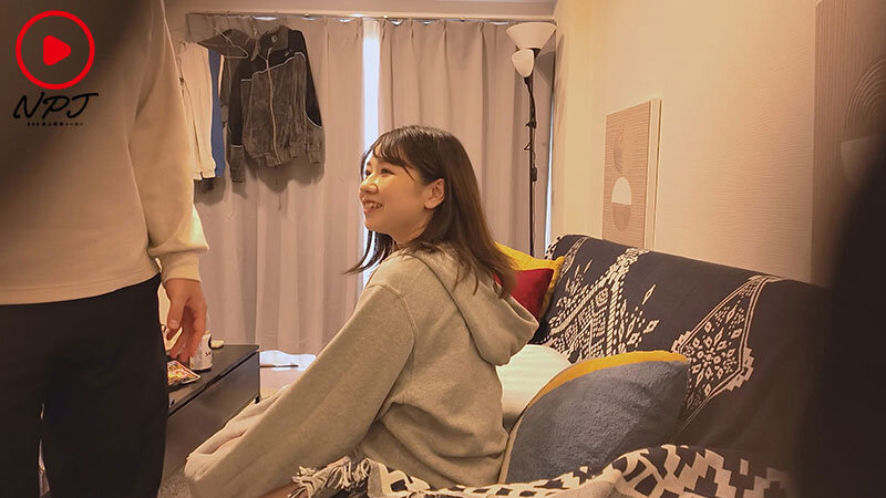 【素人】〇ー〇ーイーツは自由勤務だから「ナンパしていいんじゃない？」 巨乳配達員をその場でナンパし家に連れ込み盗撮 口説いてハメてそのまま勝手にAV発売。│NPJ│npjs00119