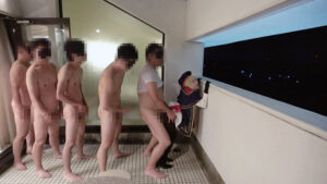 【素人】【アイドル気取りナマイキ美少女レイヤーをアヘ顔失神エンドレスSEX漬けにしてみた】喉奥イラマ窒息＆パイパン極太連続挿入で失禁止まらず絶叫イキぶっ壊れるまで8P大乱交ガチ人間廃業ドM調教ドキュメント│二代目つば飲みおじさん（全日本カメコ協同組合/妄想族）│tnoz00031