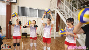 【素人】【流出映像】ママさんバレーチーム～練習後の大乱交～【ゆいか/あさみ/しおり/さちか】～しおり＆さちか編～│----│1stcv00584