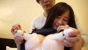 【素人】敏感な童顔巨乳奥様はおもちゃで遊んで大洪水！出るわ出るわの止まらない大量潮吹き！│即ヌキ│h_1724a086b00004