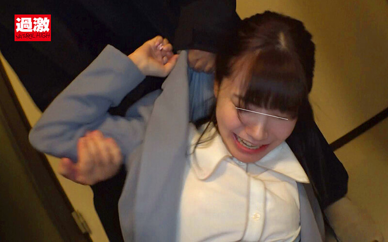 【素人】SNS監視追跡 自撮り女子の上げた写真から自宅を特定し押し入り種付け│----│1nhdtb00948