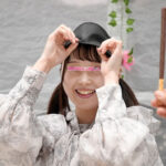 【素人】顔出しMM号 女子大生限定 ザ・マジックミラー お口の中身はなんだろな？ 2 こっそり出されたデカチンをじ～っくり舐め回して無意識に濡れちゃった女子大生はオマ○コ生挿入でイキまくり！│ザ・マジックミラー（MM号・MM便）│dvmm00098