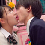 【素人】一般男女モニタリングAV×マジックミラー便コラボ企画 アオハル限定 田舎のウブな女子○校生が童貞の同級生男子を初めての筆おろし体験！狭い車中で2人っきりになっただけで大興奮！ガチガチ勃起の男子チ○ポに迫られて恥じらいながらも膣がキュンキュンしちゃった純朴娘…│DEEP’S│dvmm00198