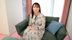 【素人】カワイイ巨乳素人お嬢さん!童貞君にデカパイ授乳させてくれませんか!?赤ちゃんみたいにデカパイをチューチューすわれて赤面発情(^^;)授乳手コキで暴発しちゃう童貞ち○ぽにムラムラ…そのままデカパイゆさゆさ生ハメ筆おろし中出しSPECIAL2│赤面女子│h_1324skmj00552