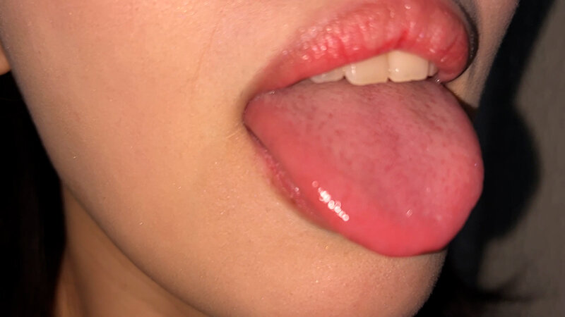 【素人】街角で声をかけて口内観察させてもらう スレンダーOL あいちゃん│口内クイーン│h_1651nko00013