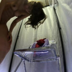 【素人】小麦色の肌がエロいおねえさんのお着替え│ティッシュシコレール│h_1825tssr02005