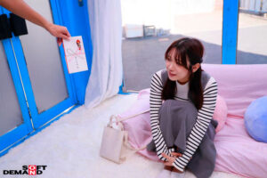 【素人】’FREEZE’し続けられたら賞金ゲット！ どんな妨害をされても絶対に動いちゃダメ！ ウブな女子大生限定！ ノーリアクションで快感ガマン耐久チャレンジ！！│マジックミラー号│1sdmm00228