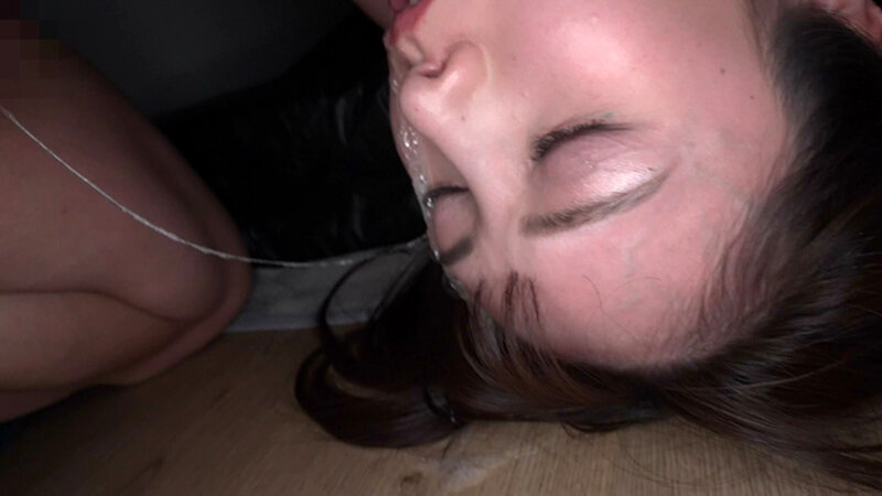 【素人】【喉奥イラマ涎妻編】無防備女 睡眠姦盗撮│ゲッツ！！ボンボンみに│gebb00025b