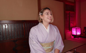 【素人】旅館女将は爆尻西欧人 泡々ぬるぬるお風呂のおもてなし ソフィア・杏・ハサウェイ（23歳） アイルランドとフランスのハーフ 元ルブ○ンの美脚モデル 元クレイジー○ースのダンサーでデカ尻シェイクな腰の動きで超絶！究極騎乗位│素人only プラム│h_113hr00010