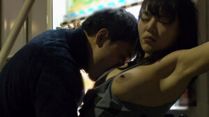 【素人】【AI リマスター版】「ちょっとそこまでだから…」と不用意にノーブラで出歩く巨乳妻は知らぬ間に男を誘惑して… 2│REAL DOCUMENT│h_1711rdt00186ai