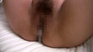 【素人】電マの刺激で身体を痙攣させながらイキまくる！44歳マシュマロボディの爆乳妻！│即ヌキ│h_1724a121b00007