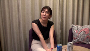 【素人】下着チェックと声を掛けOKした美容部員の美女をホテルに誘いエロ過ぎ潮吹き中出しSEX！│即ヌキ│h_1724p127g00006