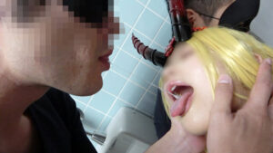 【素人】美少女×低身長×内気で恥ずかしがり屋×巨乳×アニメ声！！！元某人気コンカフェナンバー1レイヤーが絶頂＆絶叫エンドレスでイキ狂う3時間超え痙攣・ヨダレ・潮噴射が常にセットの体液セックスコスプレ乱交史上最もブッ壊れ人間廃業6P豪華2本立てスペシャル│二代目つば飲みおじさん（全日本カメコ協同組合/妄想族）│tnoz00030