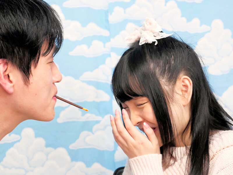 【素人】ラップ1枚被せて友達と素股してくれませんか？と偽り溶けるラップを仕込んでウブなお嬢さんに生ハメ、中出しさせちゃいました！ 跡美しゅり│----│1ienfa02301