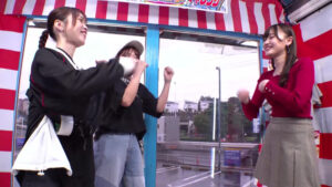 【素人】崖っぷち借金女ADがJDティッ〇トッカーと野球拳勝負in埼玉 負けたら即AVデビューor中出しSEX！経費を使い込み図太ぃマ○コパワー（ZMP）で素人娘を泣かす迄勝ちまくった女ADはカメラ前で股を開いてしまうのか？撮って出し！マジックミラー号～れいは編～│撮って出し！マジックミラー号│1totte00231