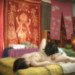 【素人】本日は奥様たちに未体験のタイ式マッサージを提供いたします│SEX MACHINE│h_1422tpi00170