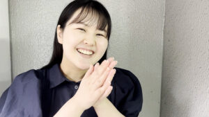 【素人】街角で声をかけて口内観察させてもらう 書店員 りかちゃん│口内クイーン│h_1651nko0300002