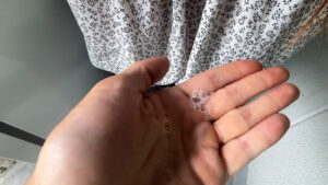 【素人】街角で声をかけて口内観察させてもらう ドラッグストア店員 あいるちゃん│口内クイーン│h_1651nko0400002