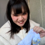 【素人】街角で声をかけてパンツの染みを見せてもらう コールセンターアルバイト あむちゃん│パンじみ（ペロネ）│h_1651pgs0400001