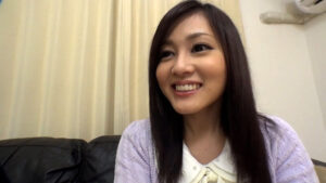 【素人】彼氏いない歴1年の清楚系美人お姉さんもエッチはしたい！大人のおもちゃの実演で敏感な股間を濡らす淫欲爆発中出しSEX！│即ヌキ│h_1724a003g00009