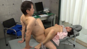 【素人】狙われた黒髪巨乳！悪徳整体師の特製クリームで全身を貫く快感！│即ヌキ│h_1724a139b00007