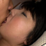 【素人】カメラの前でのエッチは初めて！緊張気味のぽっちゃり美熟女のはしたなく乱れる濃厚SEX！│即ヌキ│h_1724m999g00009