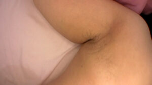 【素人】カメラの前で肉棒をおねだりの豊満エロボディのスケベ熟女が本能全開で従順快楽絶頂SEX！│即ヌキ│h_1724m999g00011