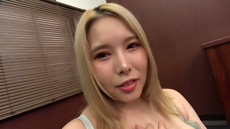 【素人】東北系の色白美人が女優を目指して面接に！是非とも色白巨乳を拝みたいと主演女優にするを謳い文句に服を脱がせて乳を揉みまくり！滾ってしまった肉棒をピンクのアソコにうずめて中出しSEX！│即ヌキ│h_1724u003i00002