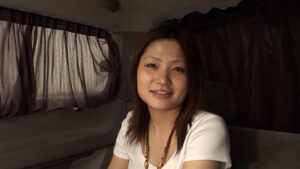 【素人】結婚1年目にしてセックスレス？！世の中の奥様は欲求不満で発情中！今日は旦那に黙って一期一会の中出しセックス！│即ヌキ│h_1724v104i00002