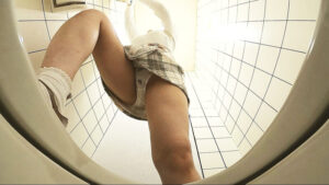 【素人】女子トイレ覗き迫力の放尿と生々しいオナニー ＃8│プリモ│h_283pmft00229
