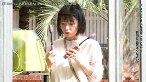 【素人】公衆電話ボックス360度 爆乳素人きき乳首チャレンジ すなおさん（22歳・大学生）│ITCH│1sgki00087b