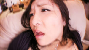 【素人】何度でも見たくなる！熟女の野獣FUCK！生チン感触の気持ち良さにイキ吼えるおばさんに追撃中出し20名9│熟女（ホットエンターテイメント）│59hez00581