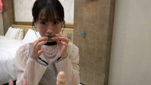 【素人】ガチナンパ！ 結婚式帰りの女性がお口だけでコンドーム装着に挑戦！妊娠願望が強くなって最後はゴムを外して何度も中出し懇願！│ナンパーズ│h_021nps00472