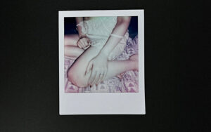 【素人】素人わけあり熟女生中出し あや42歳 国道沿いの湿ったエロ本のような四十路の熟女 癒し系むっつり痙攣奥さん 花撫あや│素人only プラム│h_113sw00140