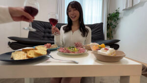 【素人】【悲報】大好きな妻が…女性用風俗の脳筋マッチョ野郎どもにハメ倒されて100回絶頂する姿をスマホで撮り続けました。│----│kimr00003