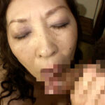 【素人】腹上●が心配になるほどの高齢熟女さんに遠慮なくガン突きまくり一番奥を貫かれ切なく乱れる初撮り熟女│即ヌキ│h_1724h067g00005