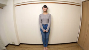 【素人】【AV女優前夜 谷村凪咲】初流出！？デビュー前の極秘カメラテスト。演技も知らぬ無垢な姿で言いなりになったリアルな初本番。恥のクリ剥き自己紹介をさせられたド緊張の素人時代にみせる処女作超えの初物ファック。AVメーカー社長の私物映像を大公開│闇のAV面接│1ozz00006